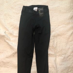 NWT NIKE dri fit leggings